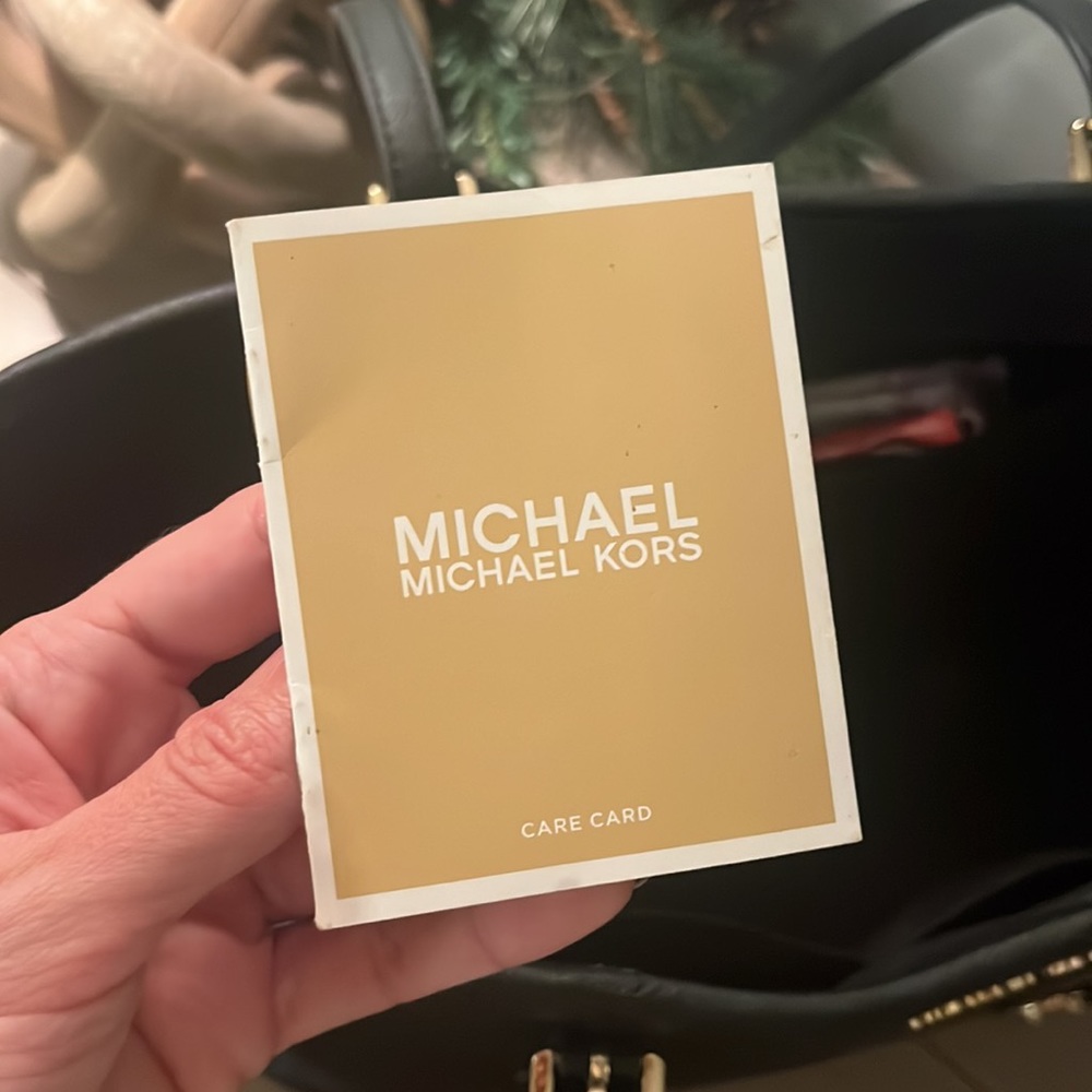 Michael Kors large tote - Picture 6 of 6
